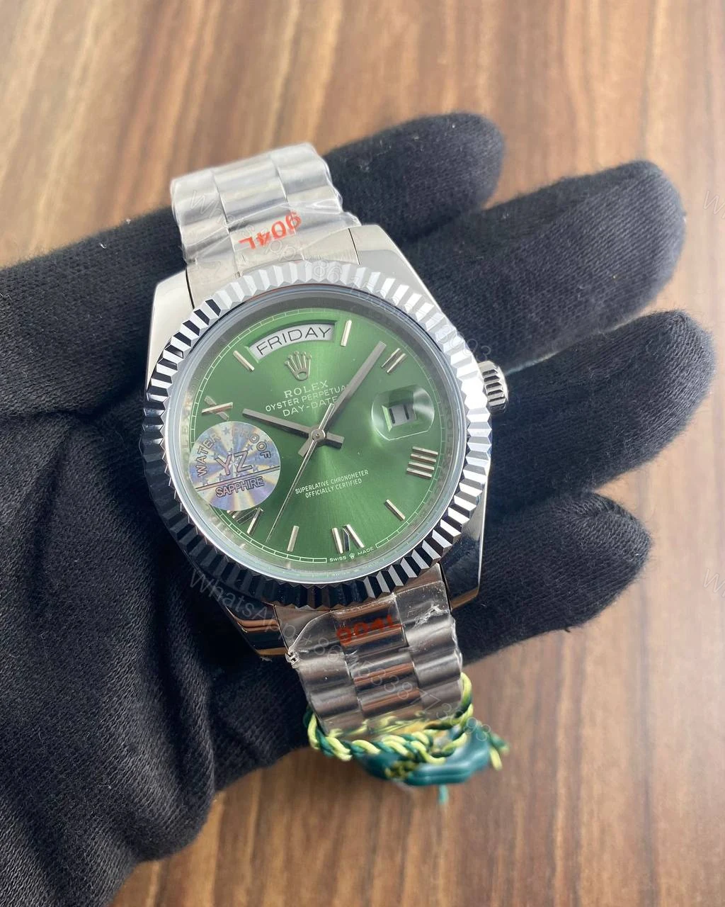 Rolex Oyster Perpetual Day-Date Green 40mm Automatic — view 1