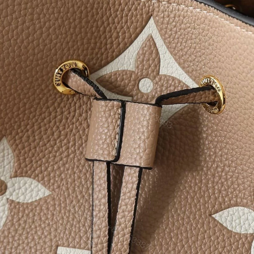 View 6 of Louis Vuitton Neonoe MM Arizona 25Cm M45808