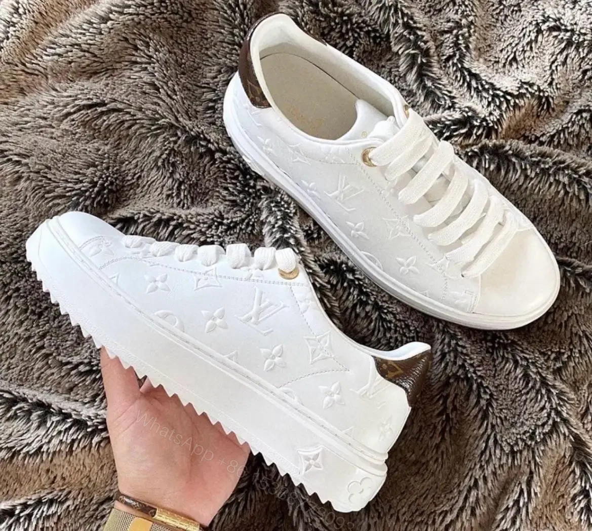 LOUIS VUITTON — view 1