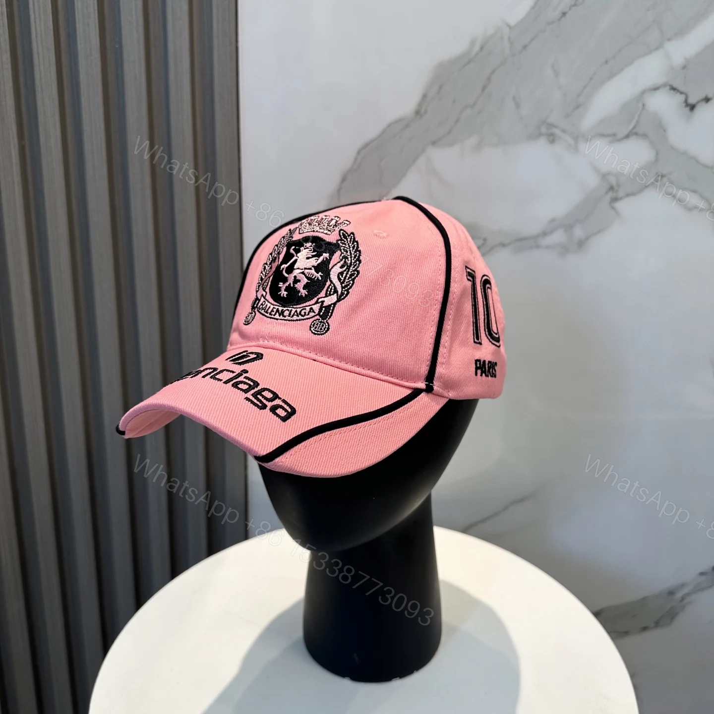 BALENCIAGA A貨 男款 徽章刺繡棒球帽 粉色時尚帽 — view 1