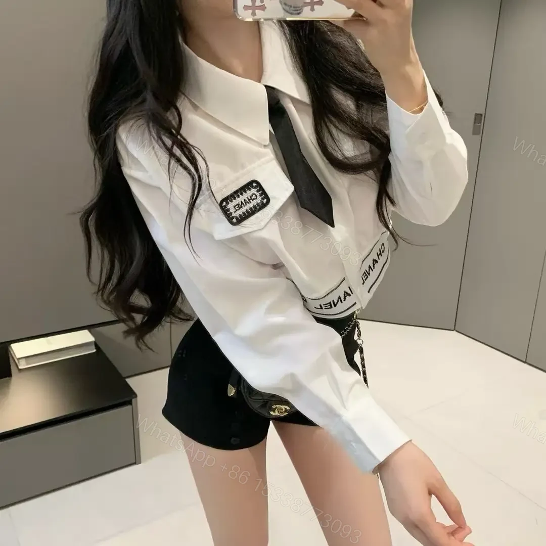 CHANEL — view 1