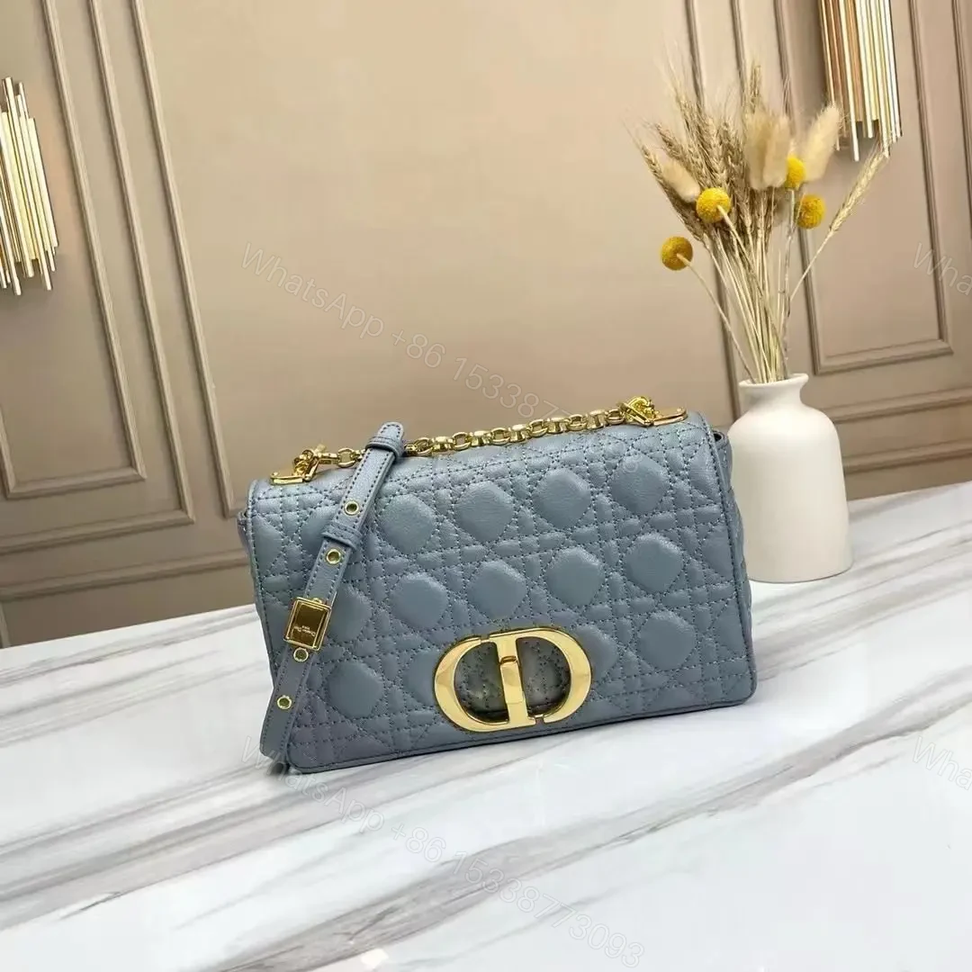 DIOR — view 1