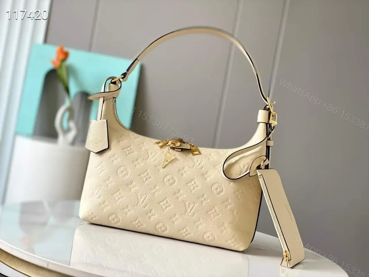 LOUIS VUITTON — view 1