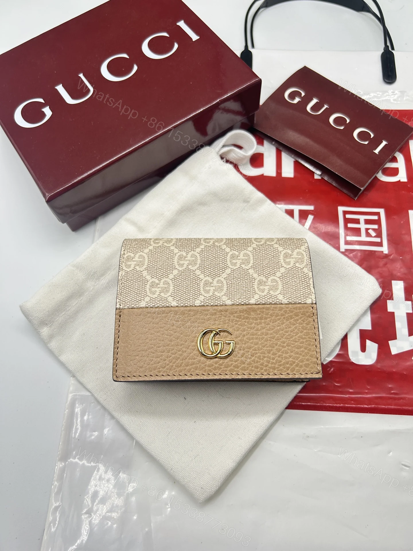 GUCCI高仿卡其色短夾拼接奶茶皮革設計簡約經典 — view 1