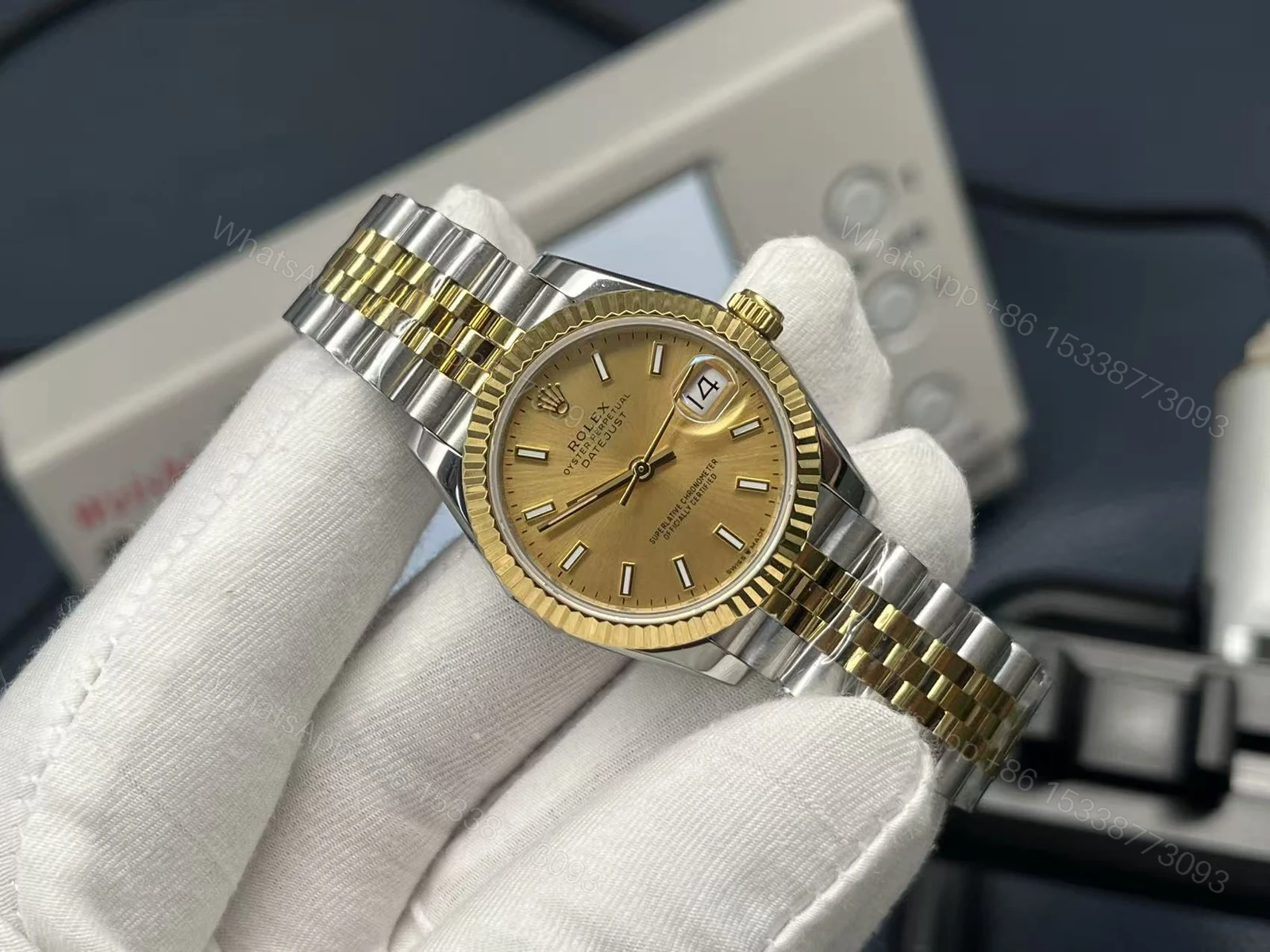 Rolex 高仿 男款 Datejust 金面腕錶 經典百搭款 — view 1