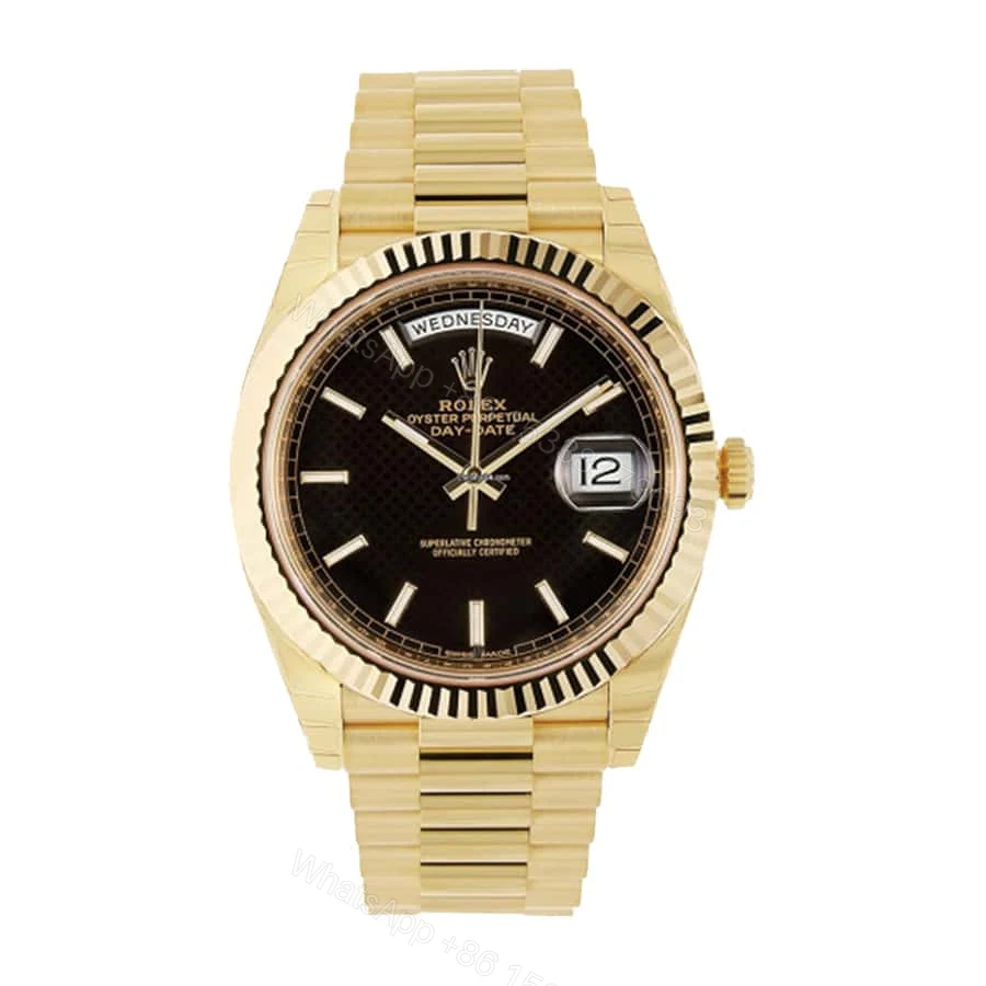 Rolex Day-Date 40 228235 Super Clone : 40mm Everose Gold Black Dial — view 1