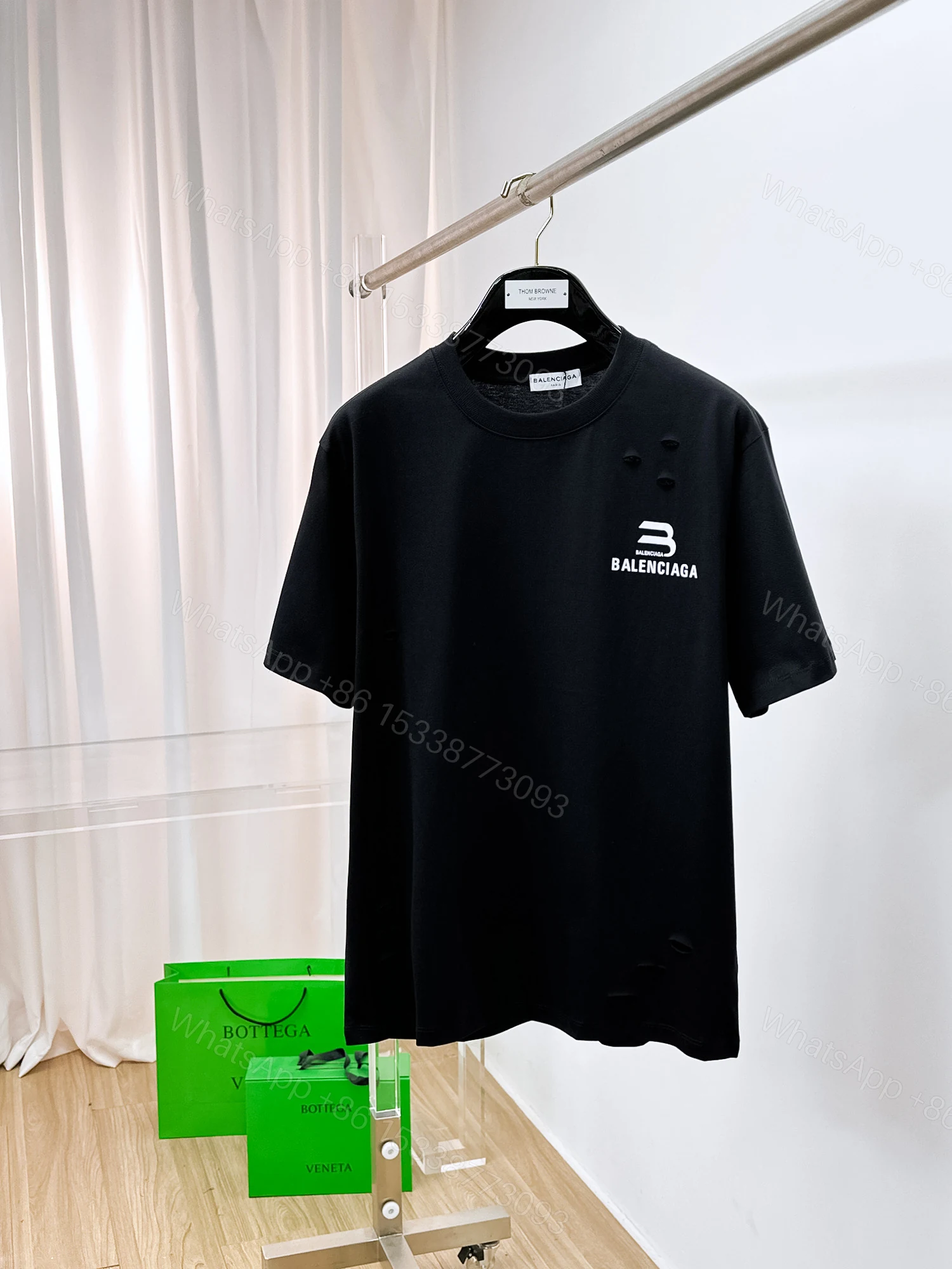 Balenciaga A貨 男款B字LOGO印花短袖T恤 簡約百搭款 — view 1