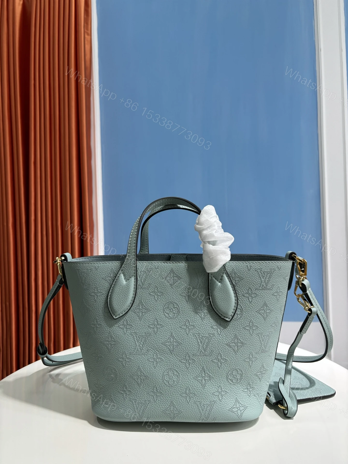 LV 高仿 淡藍色Monogram 小號托特包 清新百搭款 — view 1