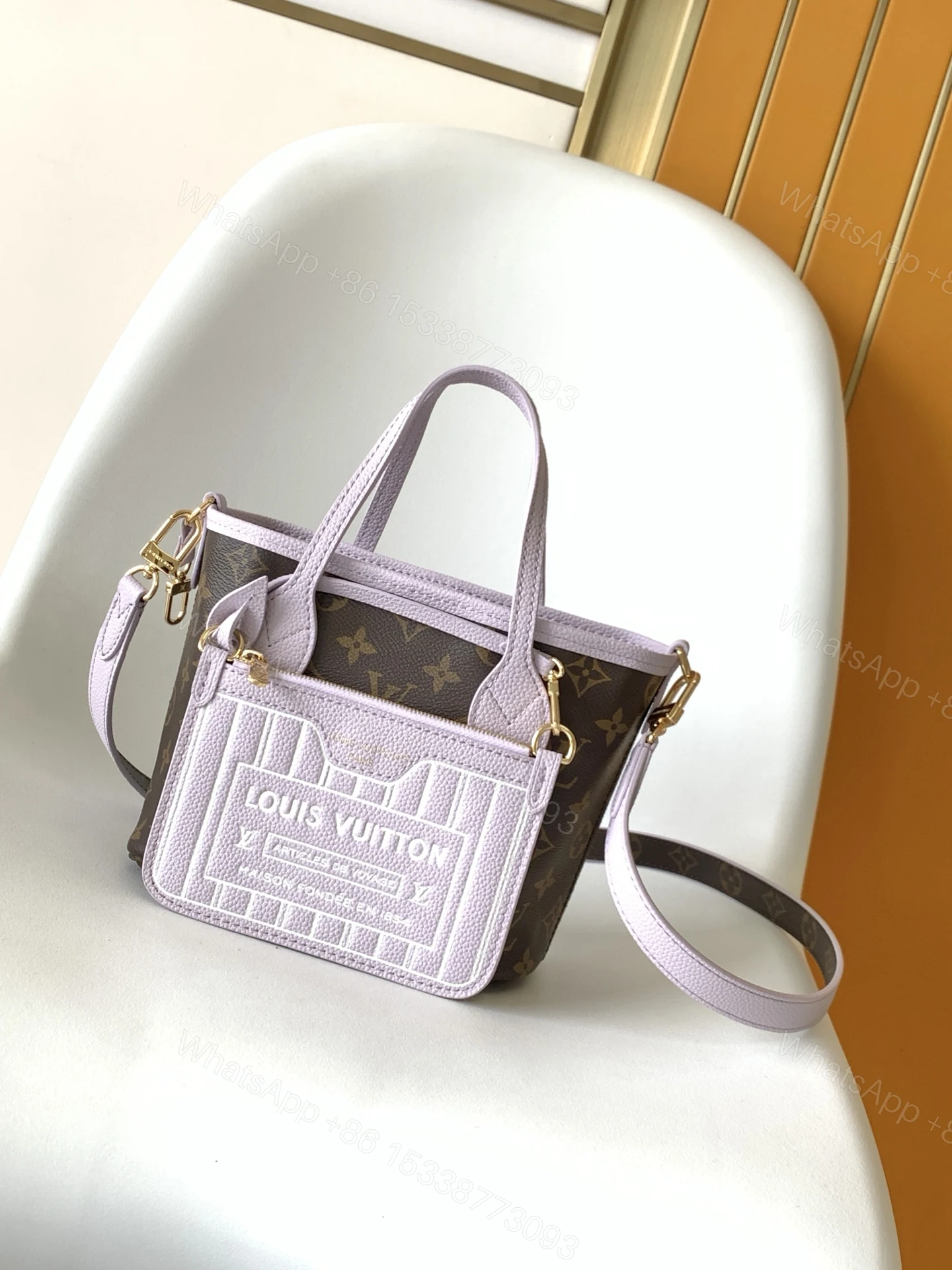 LV 一比一 Onthego Mini 手提包 Monogram 拼淡紫配色 — view 1