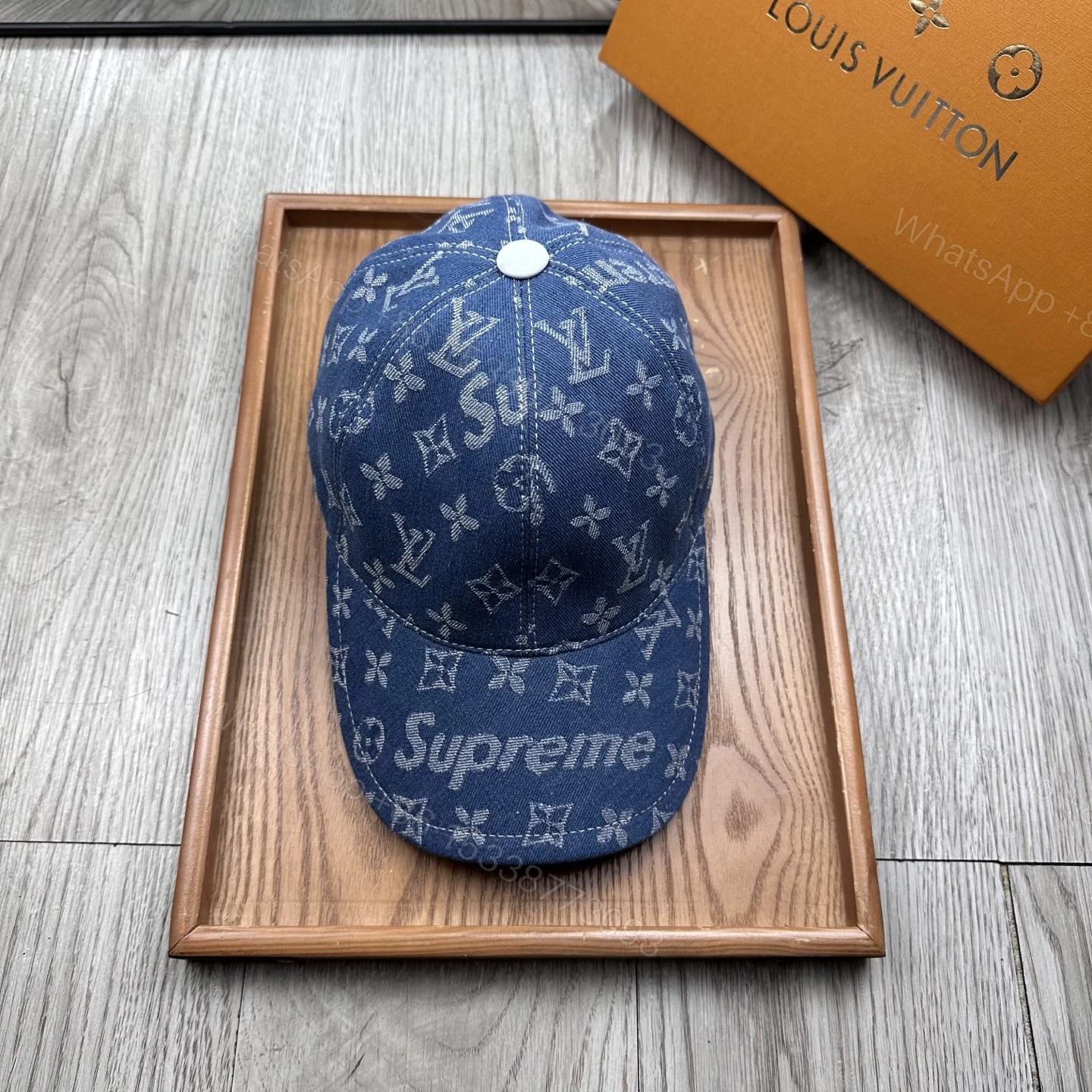 LV 一比一聯名牛仔棒球帽 Supreme老花款 — view 1
