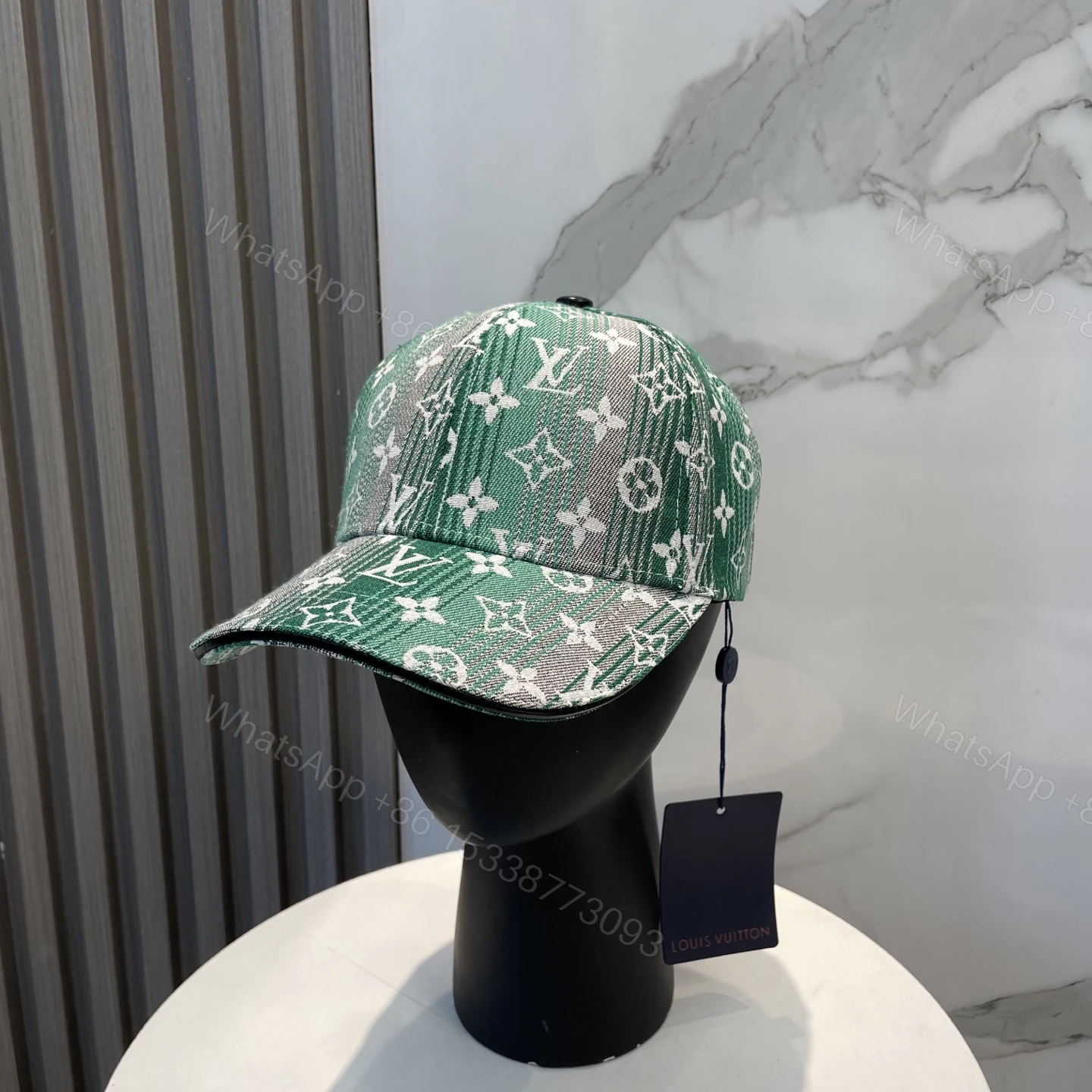 LV 高仿綠灰撞色老花棒球帽 刺繡字樣休閒帽款 — view 1