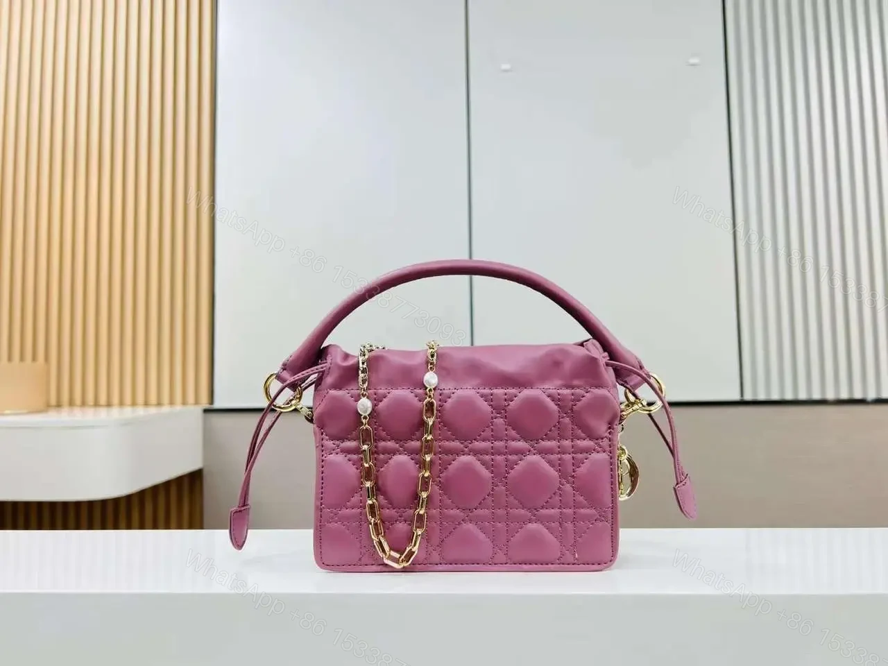 DIOR — view 1