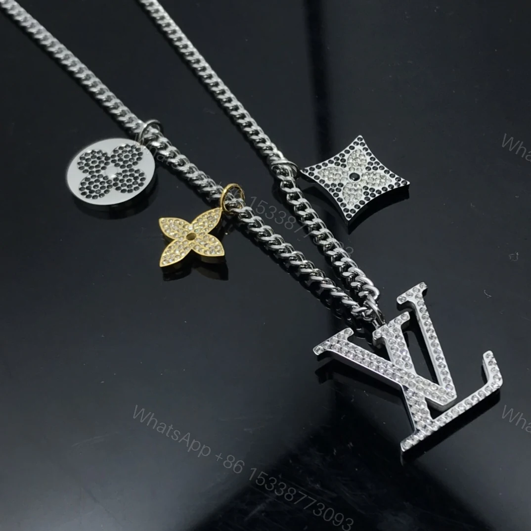EN – Lux LV Necklaces 061 — view 1