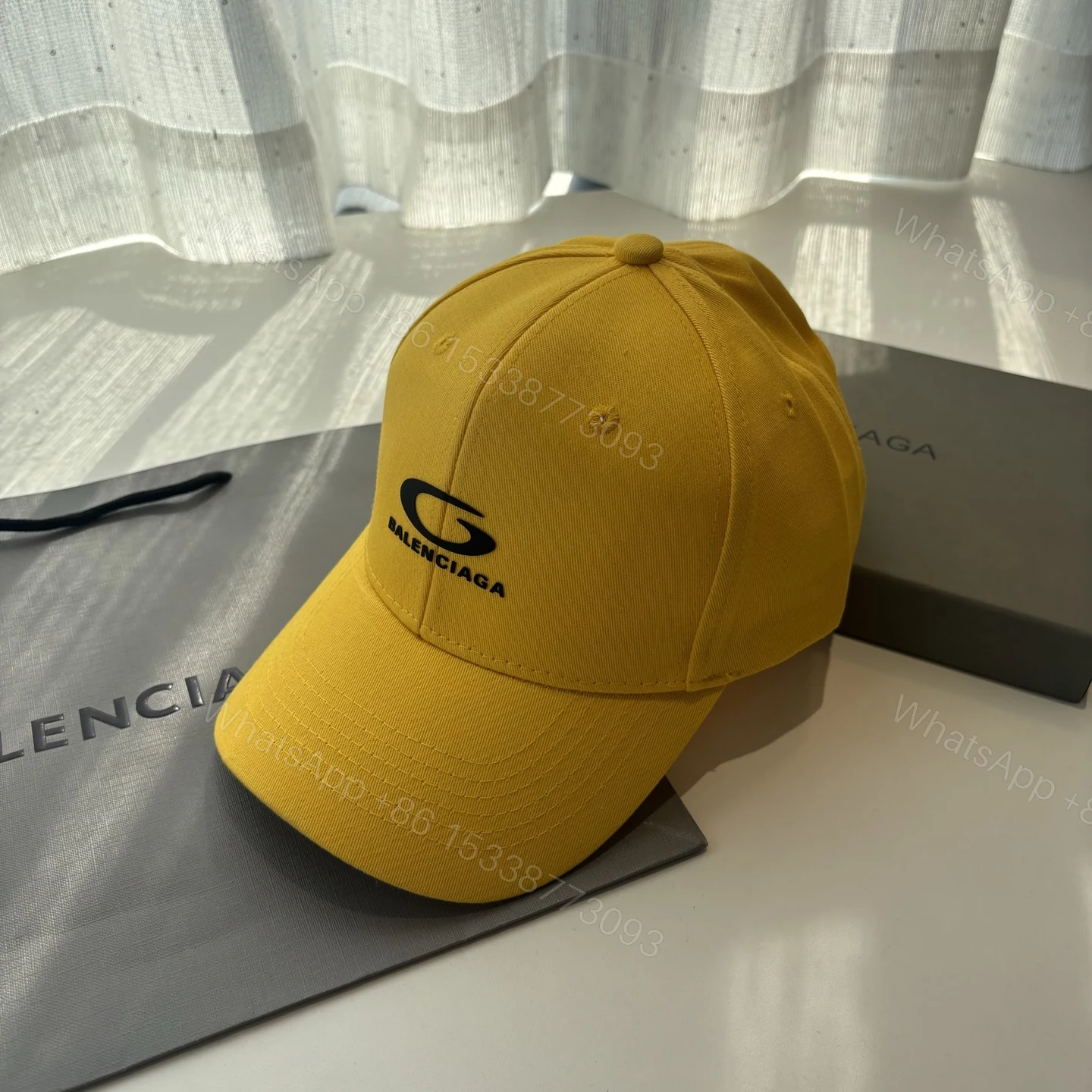 Balenciaga一比一男女款棒球帽亮眼黃配色潮流街頭百搭帽 — view 1