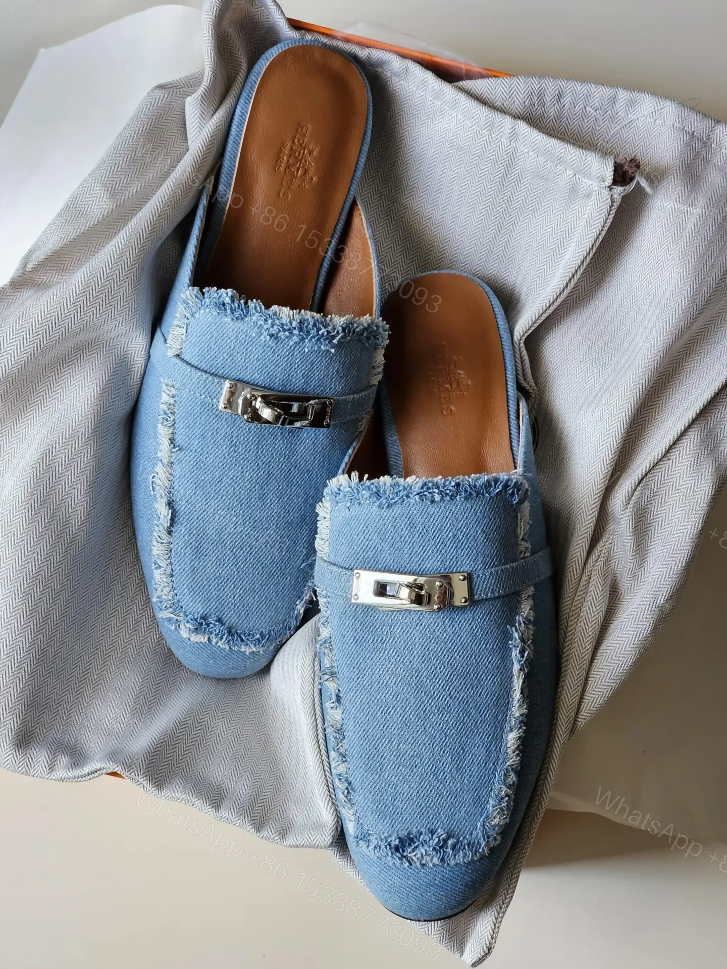 HERMES — view 1