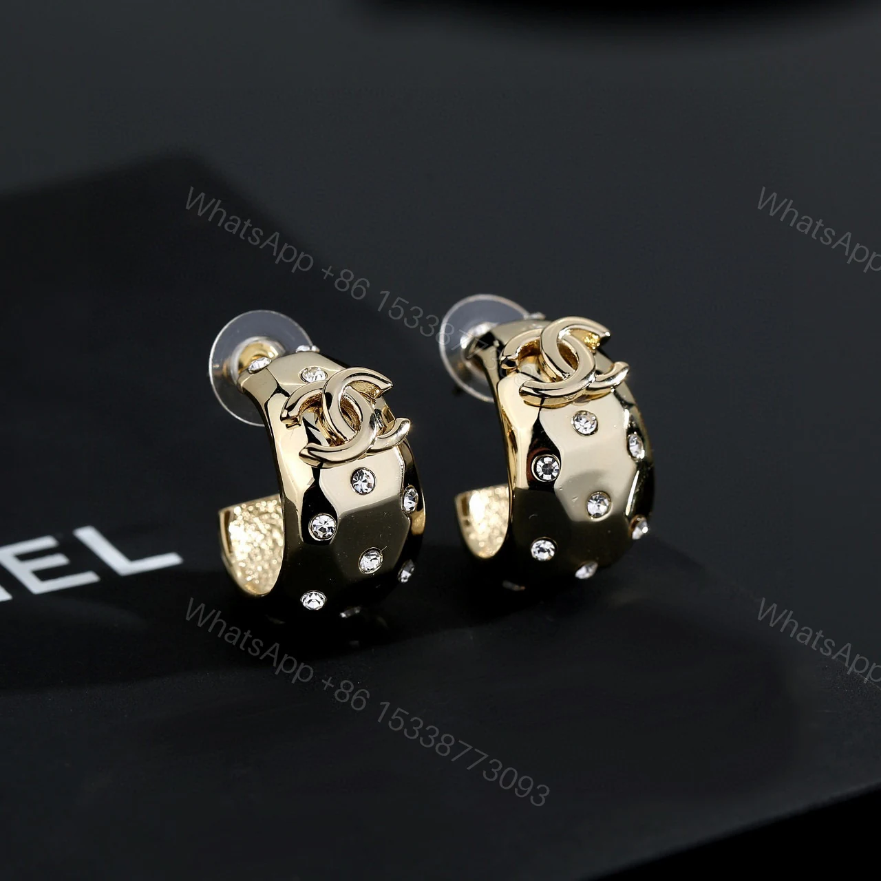 Chanel原單復古金屬耳環雙C點鑽經典造型百搭飾品 — view 1