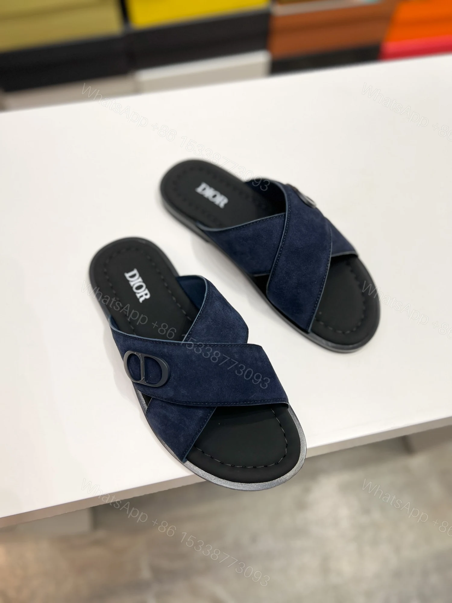 DIOR 高仿 男款CD交叉帶涼拖 深藍麂皮拖鞋 潮流休閒款 — view 1