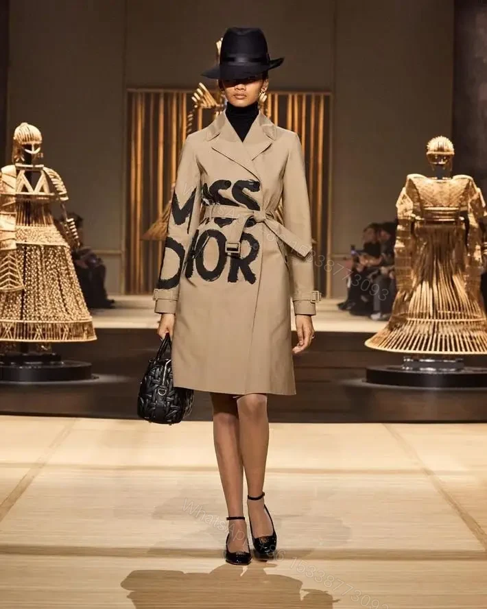 DIOR — view 1