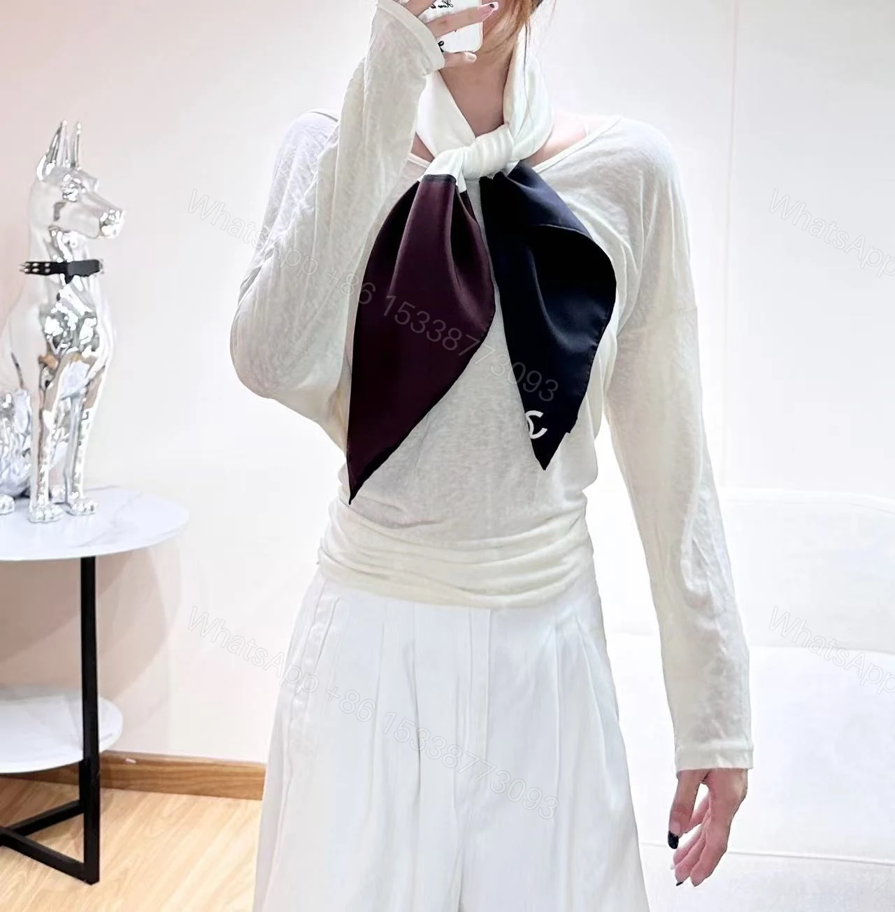 Chanel黑白拼接絲巾女 高仿高級感圍巾 一比一百搭方巾推薦 — view 1