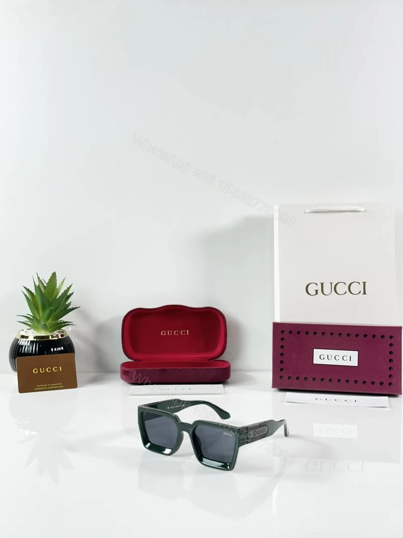 First Copy Gucci 02 Green Black Sunglasses — view 1