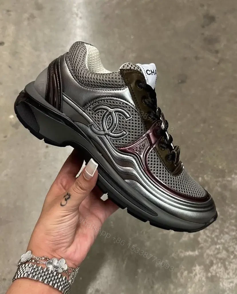 CHANEL — view 1