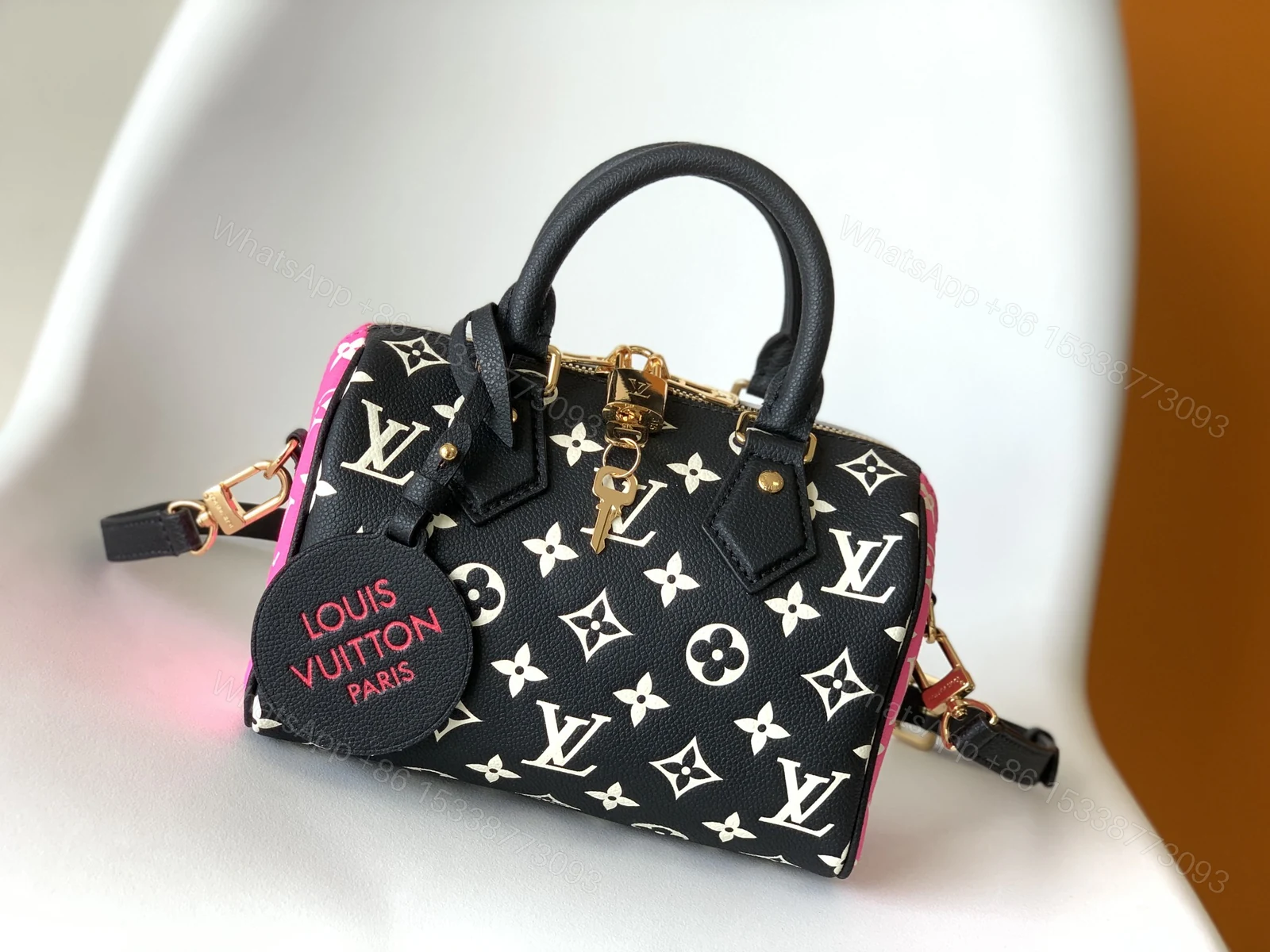LV 一比一 Speedy Nano 黑粉配色 Monogram 迷你手提包 — view 1
