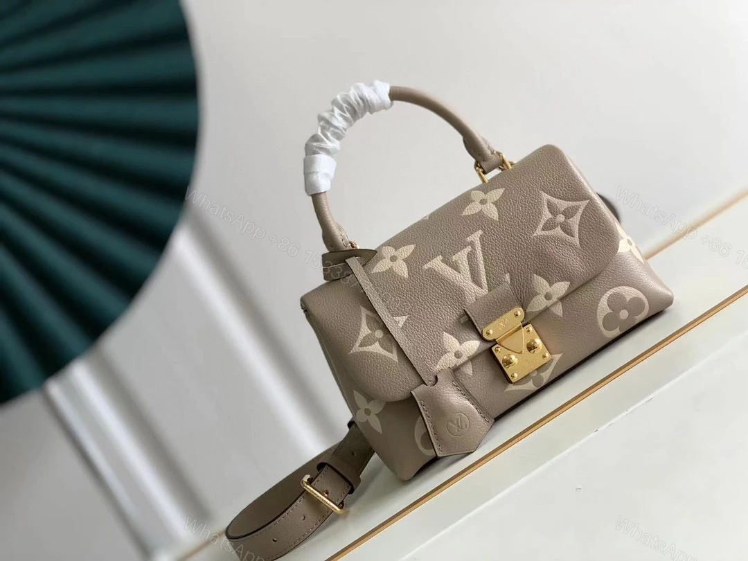 LV 原單 Monogram壓紋鎖扣手提包 米駝色金扣款 — view 1