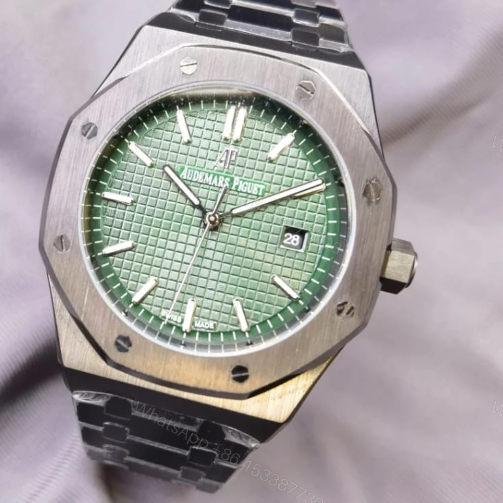 Audemars Piguet Royal Oak Mold Green Watches — view 1