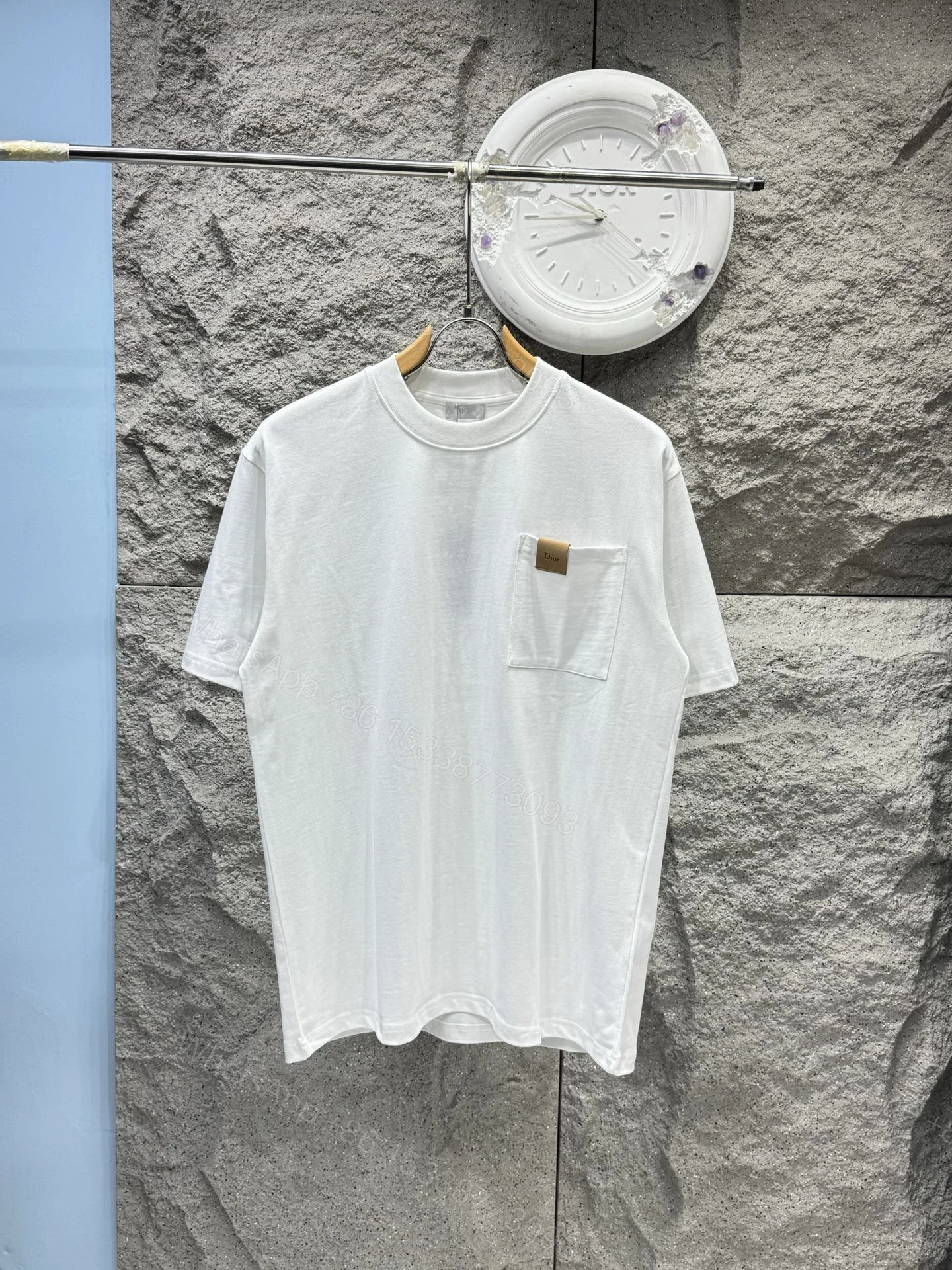 Dior 高仿短袖T恤 經典字母簡約設計百搭款 — view 1