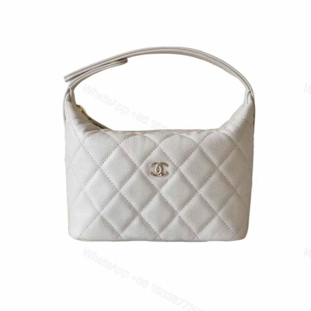 Chanel 25C Hobo Bag Caviar White 17Cm — view 1