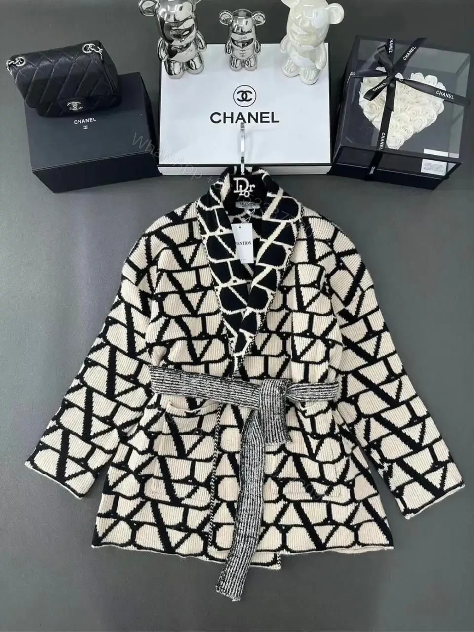 VALENTINO — view 1