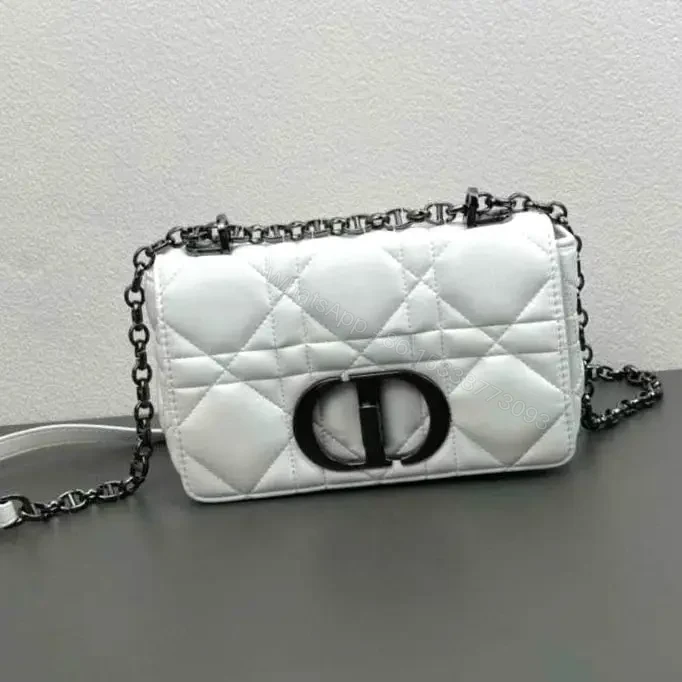 DIOR — view 1