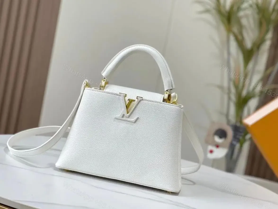 LOUIS VUITTON — view 1