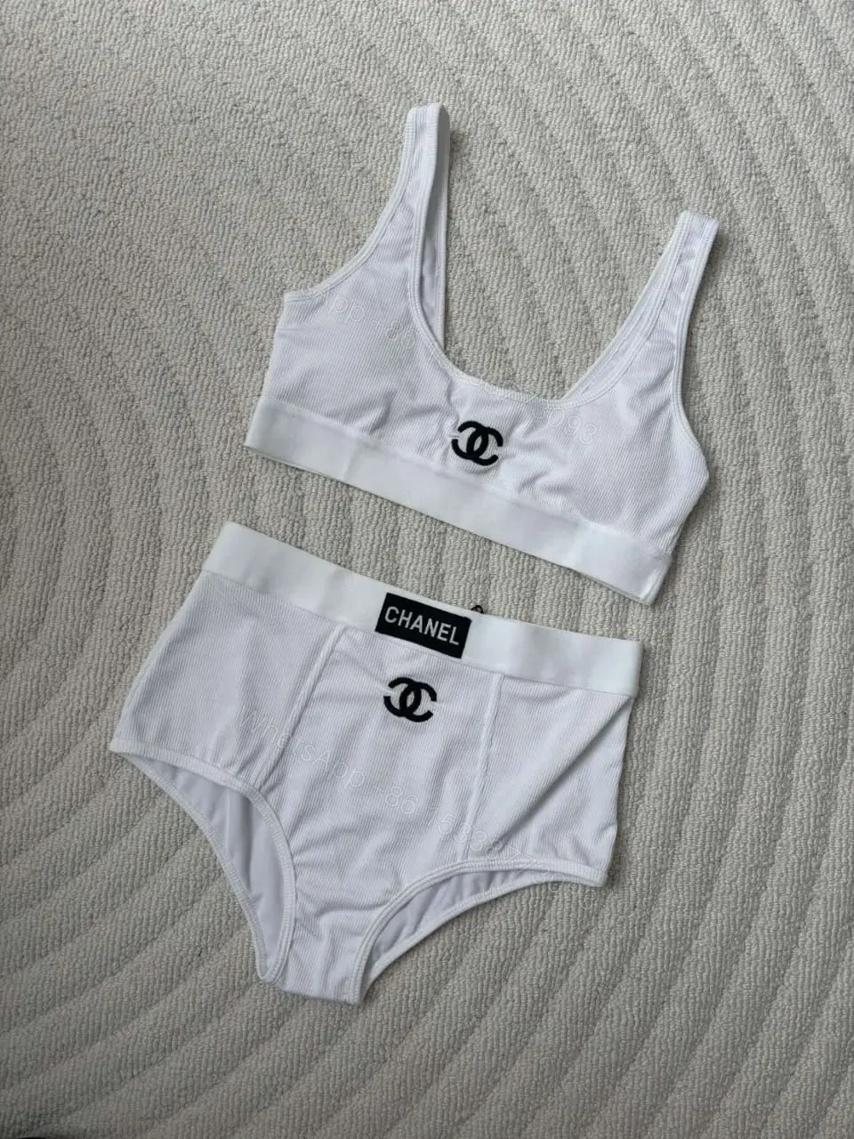 CHANEL — view 1