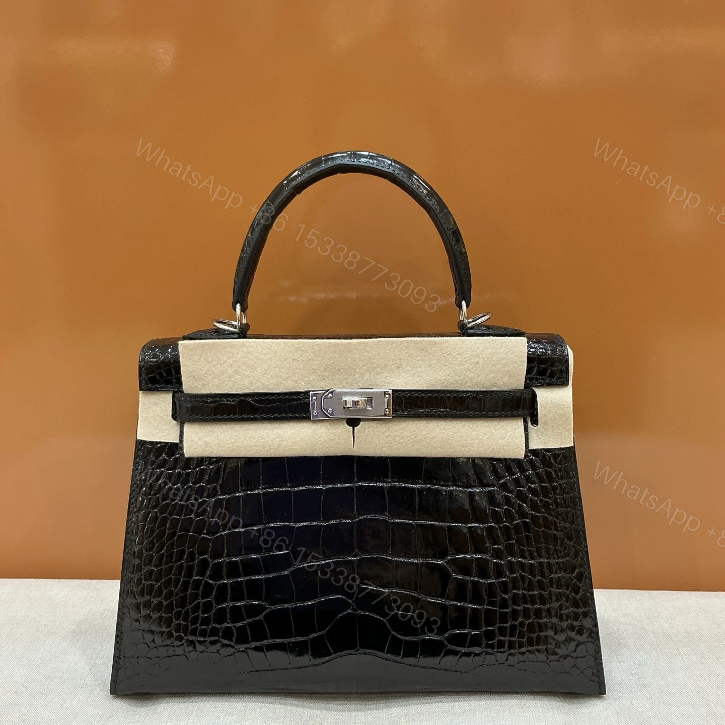 Hermès 一比一 Kelly 黑色鱷魚紋手提包 經典高端精品女包 — view 1