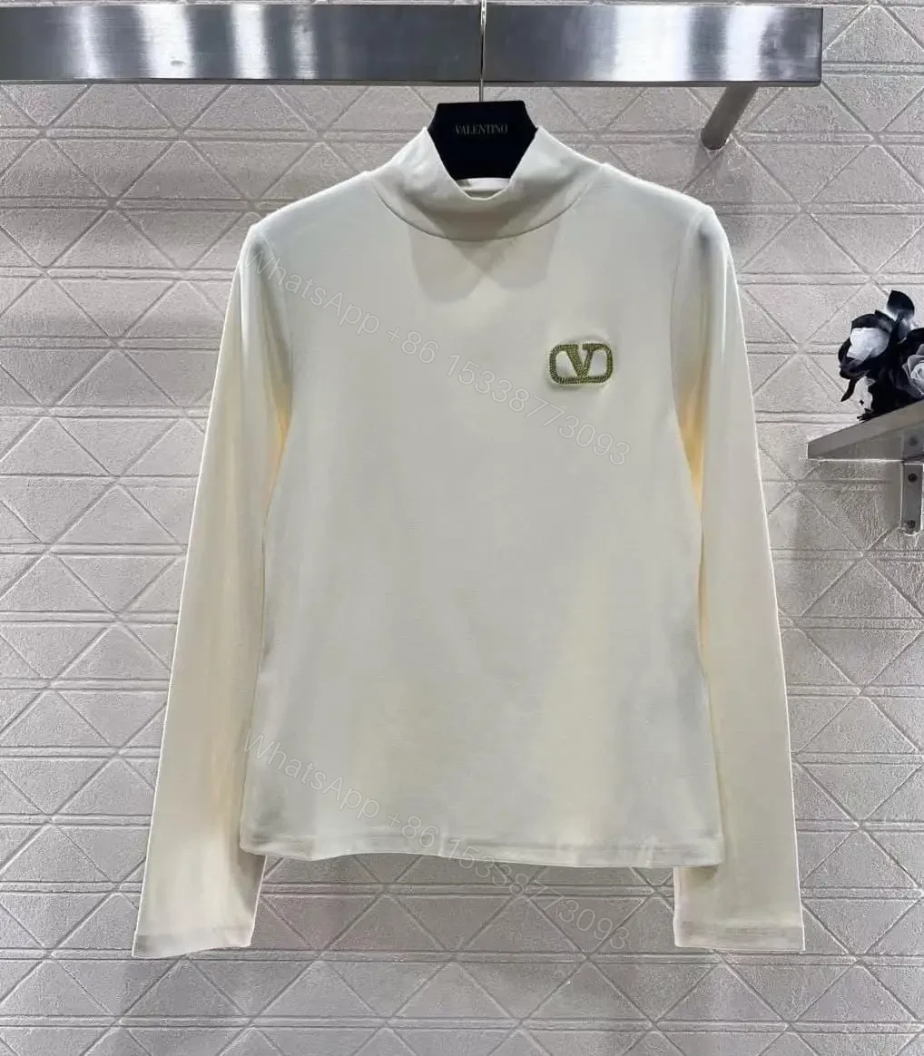 VALENTINO — view 1