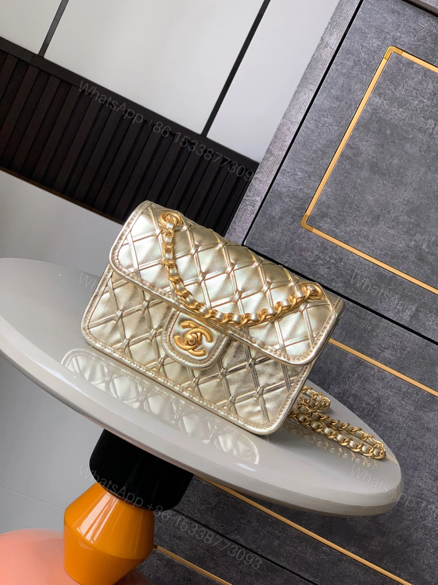 CHANEL 高仿金色迷你菱格鏈條包 經典雙C設計小香風斜背精品 — view 1