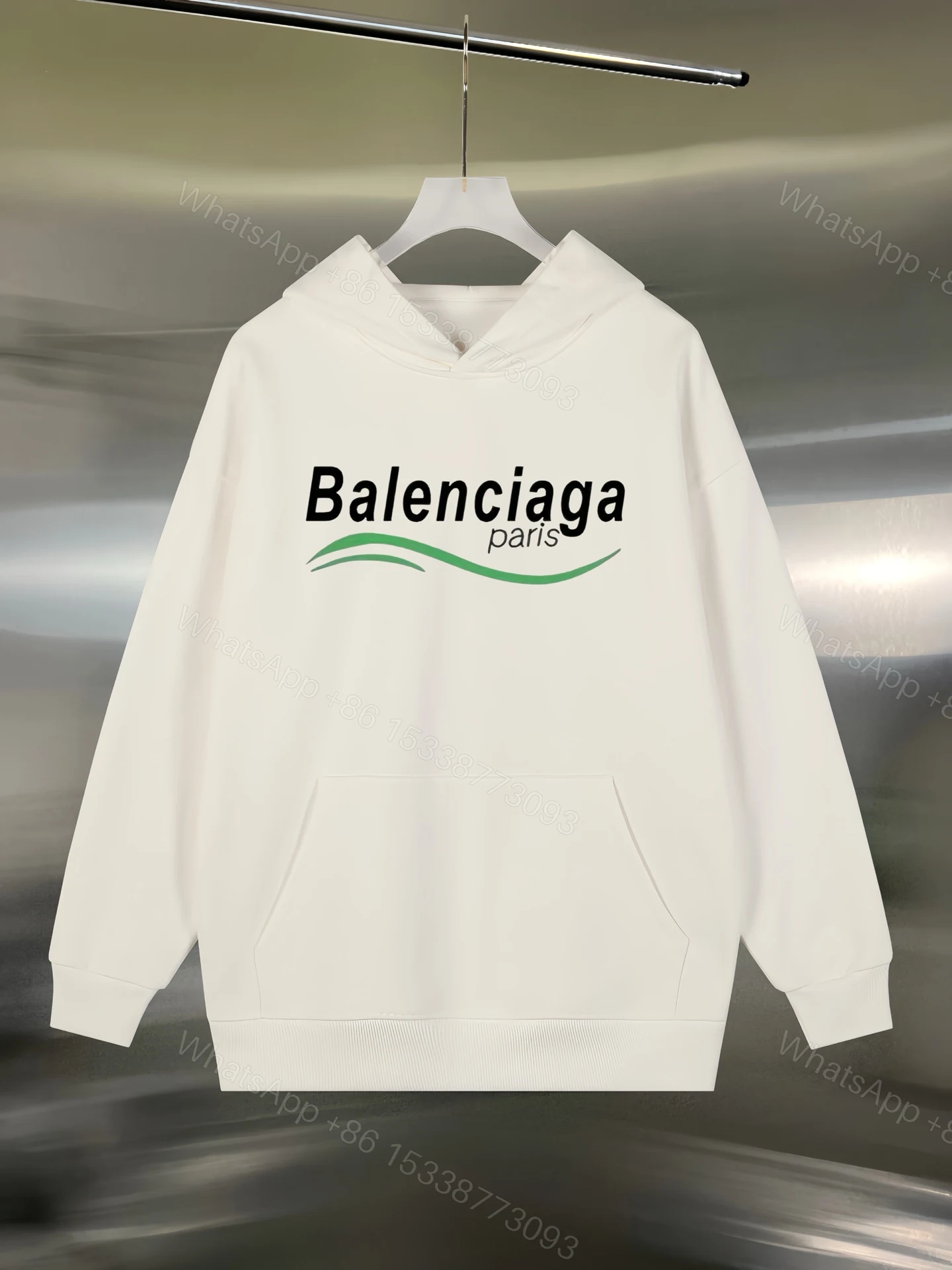 Balenciaga巴黎字樣白色高仿連帽衛衣,極簡綠波線設計 — view 1