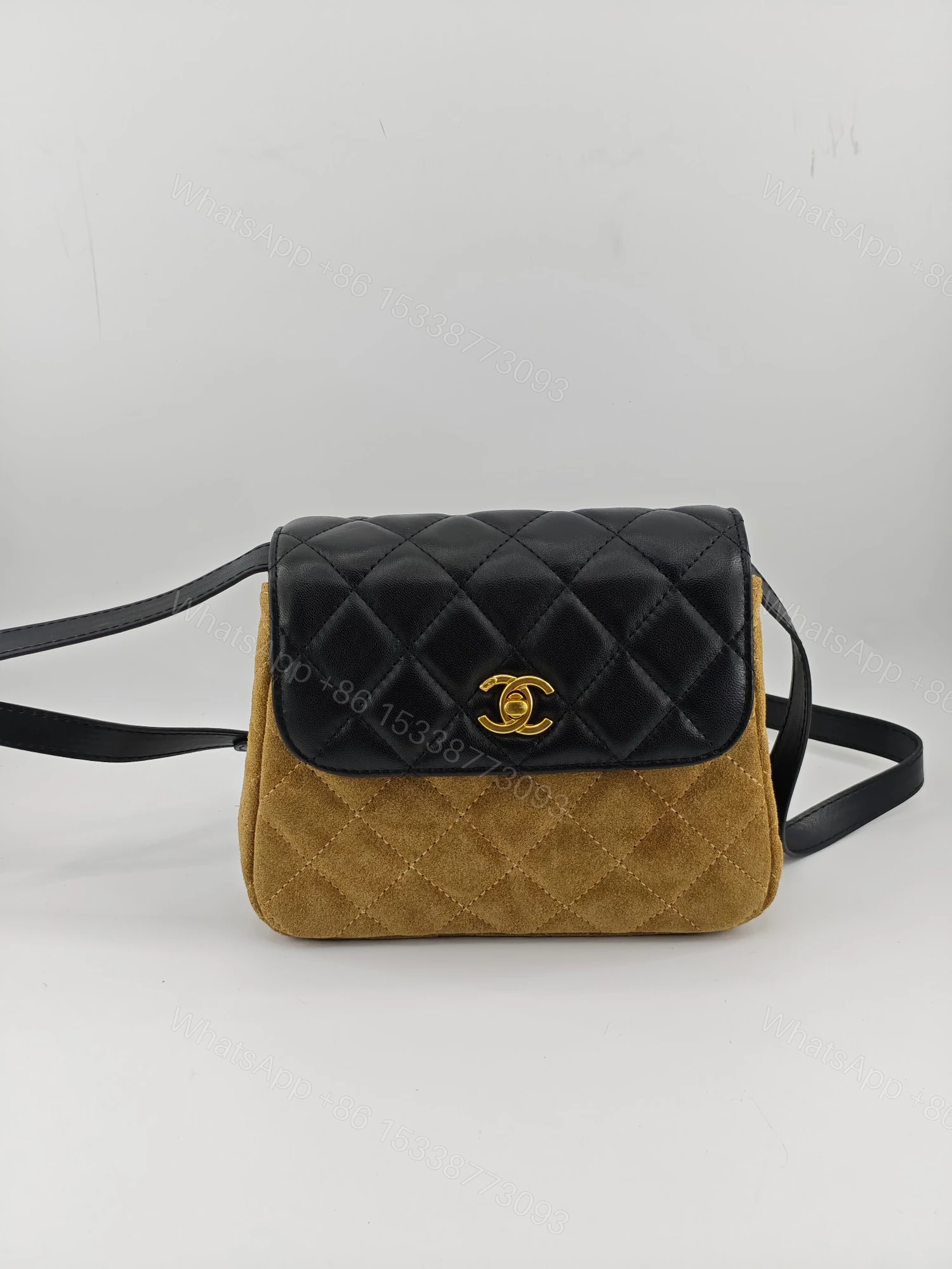 Chanel 高仿口蓋包 菱格紋拼接設計 經典百搭 — view 1