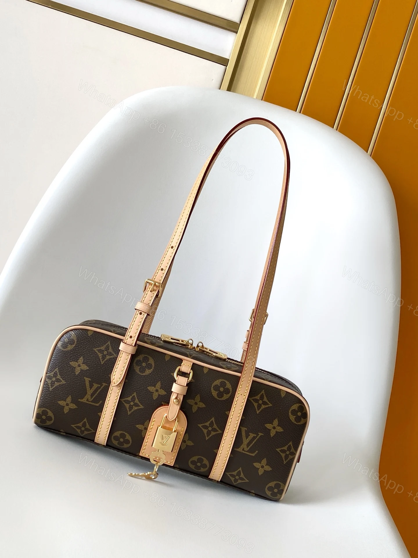 LV 高仿 Monogram 長方手提包 經典優雅設計 — view 1