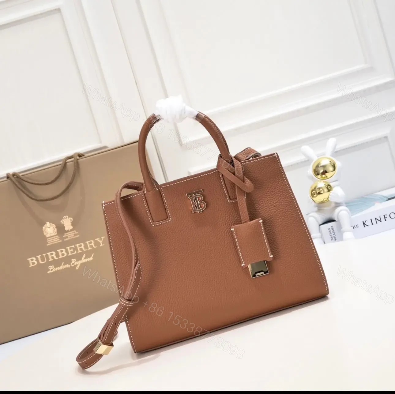 BURBERRY — view 1
