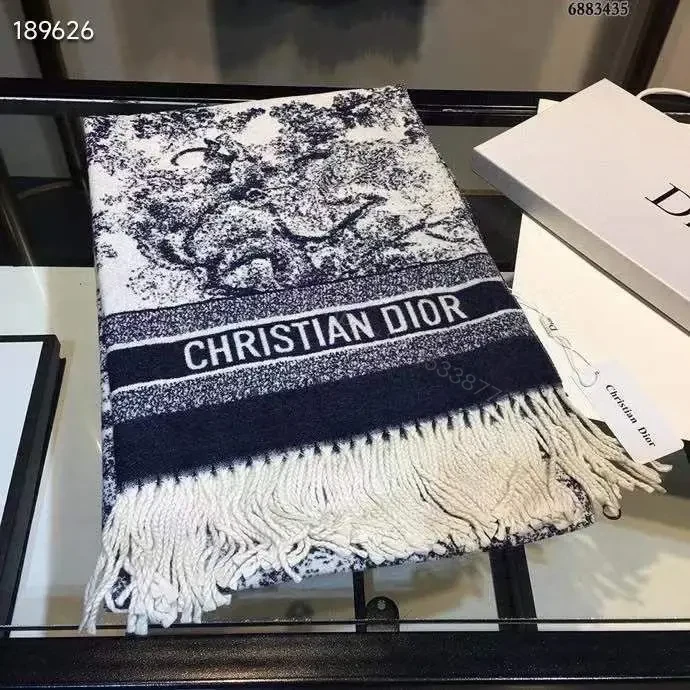 DIOR — view 1