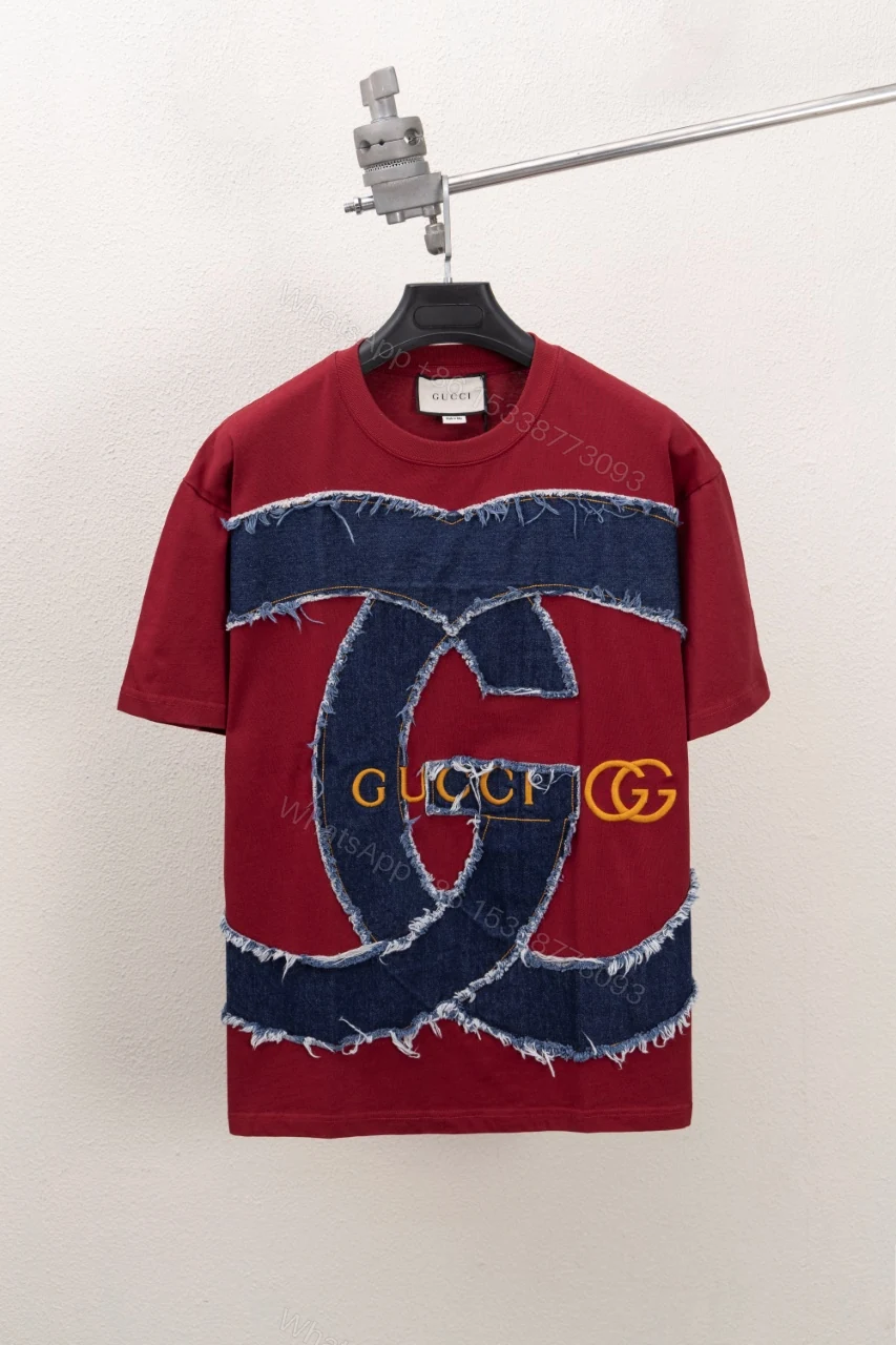 Gucci 一比一紅色短袖T恤 牛仔拼接GG Logo立體設計 — view 1