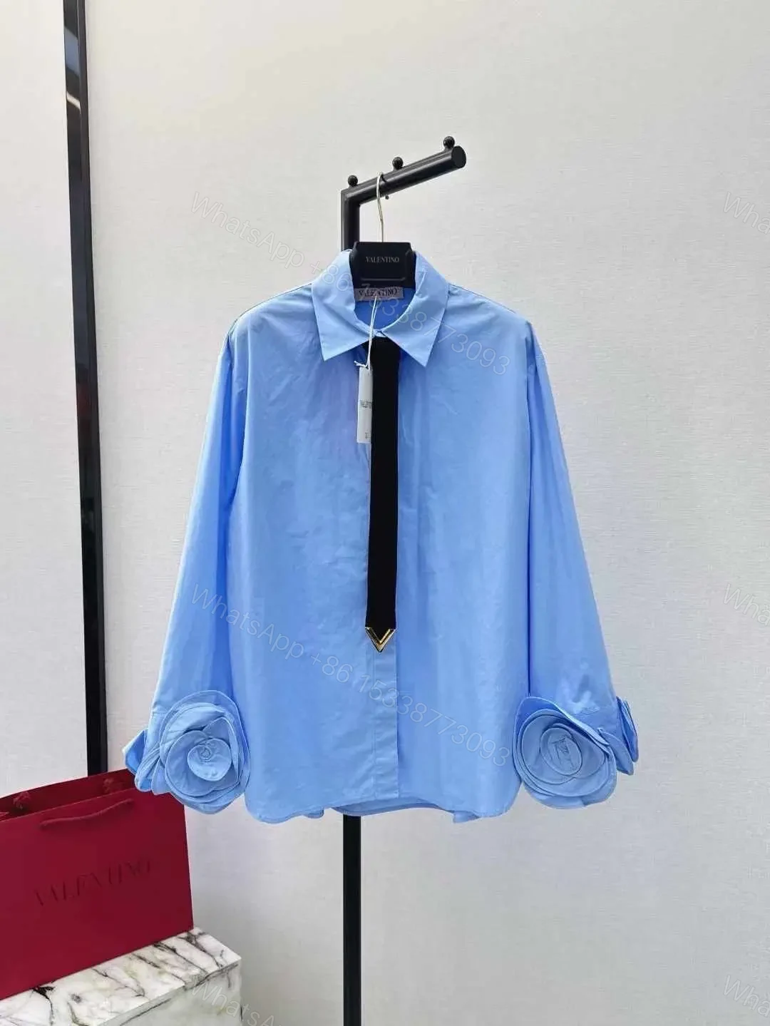 VALENTINO — view 1