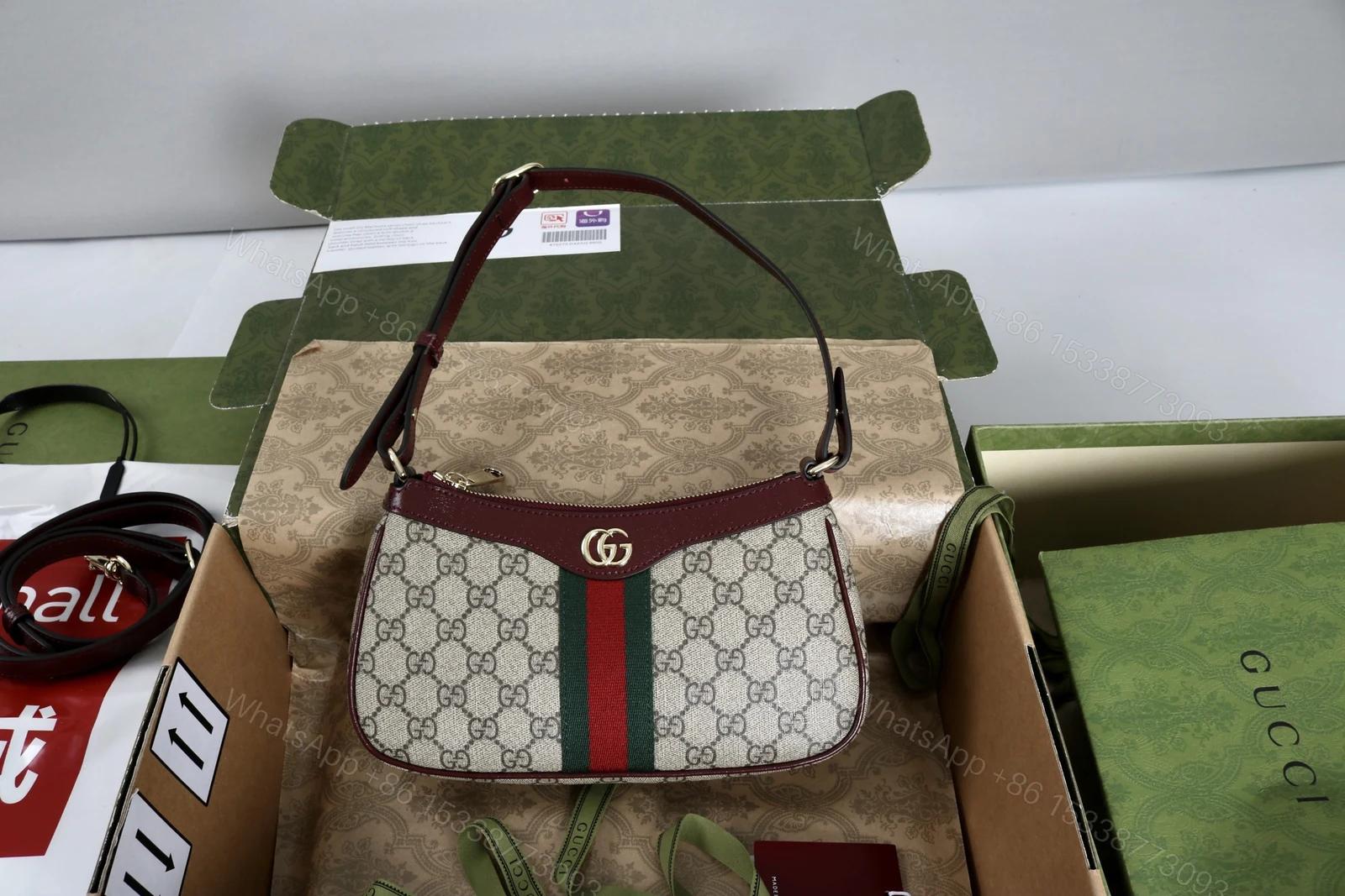 GucciA貨迷你腋下包酒紅飾邊GG老花復古風通勤小包 — view 1