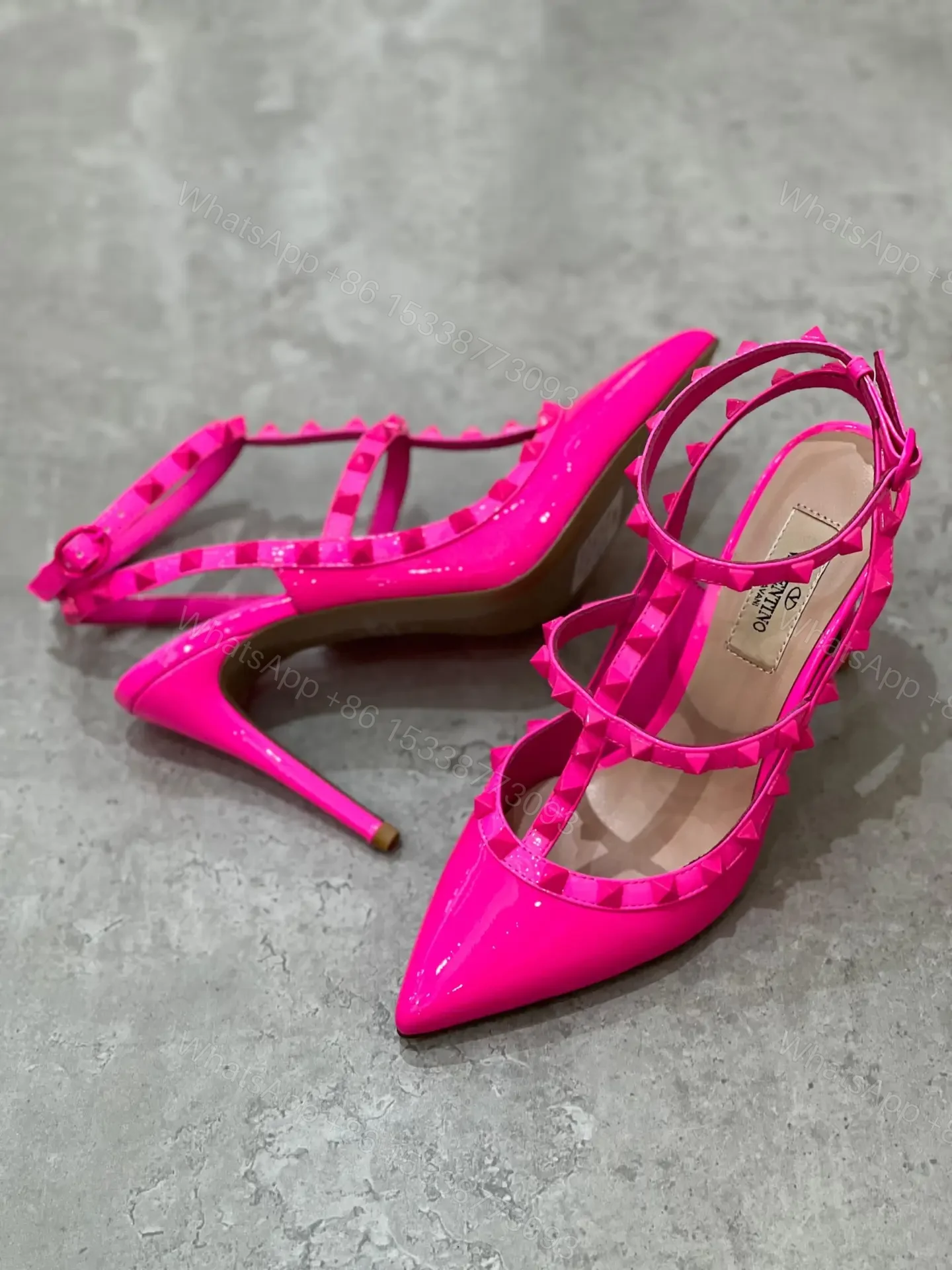 VALENTINO — view 1