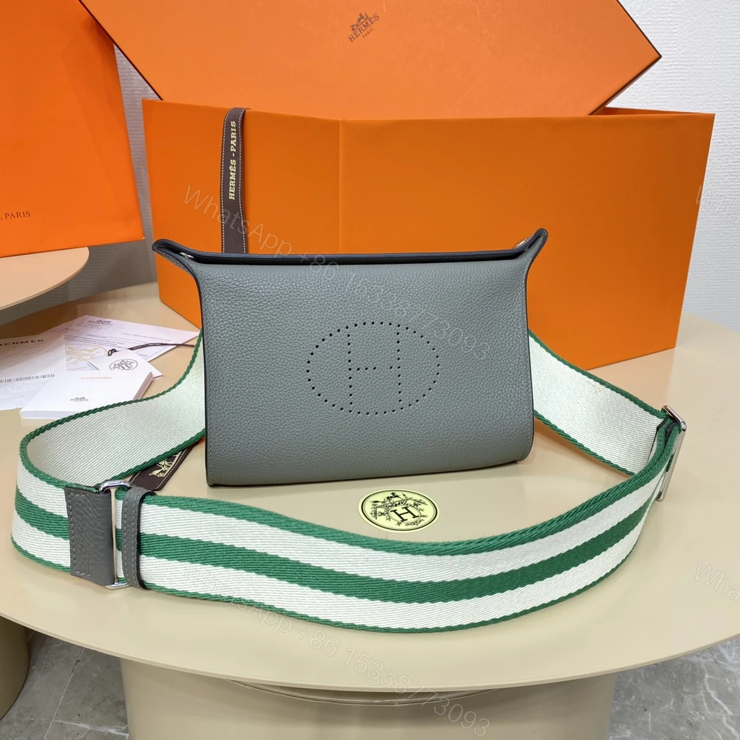 Hermes 原單 Evelyne TPM 灰色拼綠白織帶迷你斜背包 清新百搭款 — view 1