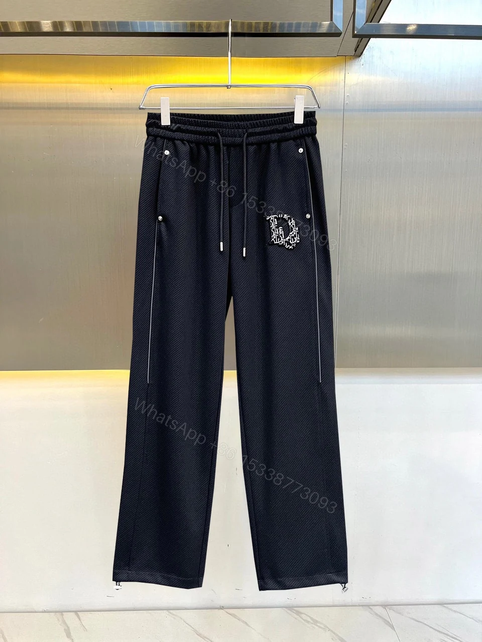 原單 Dior黑色抽繩運動長褲精品直筒休閒潮流褲 — view 1