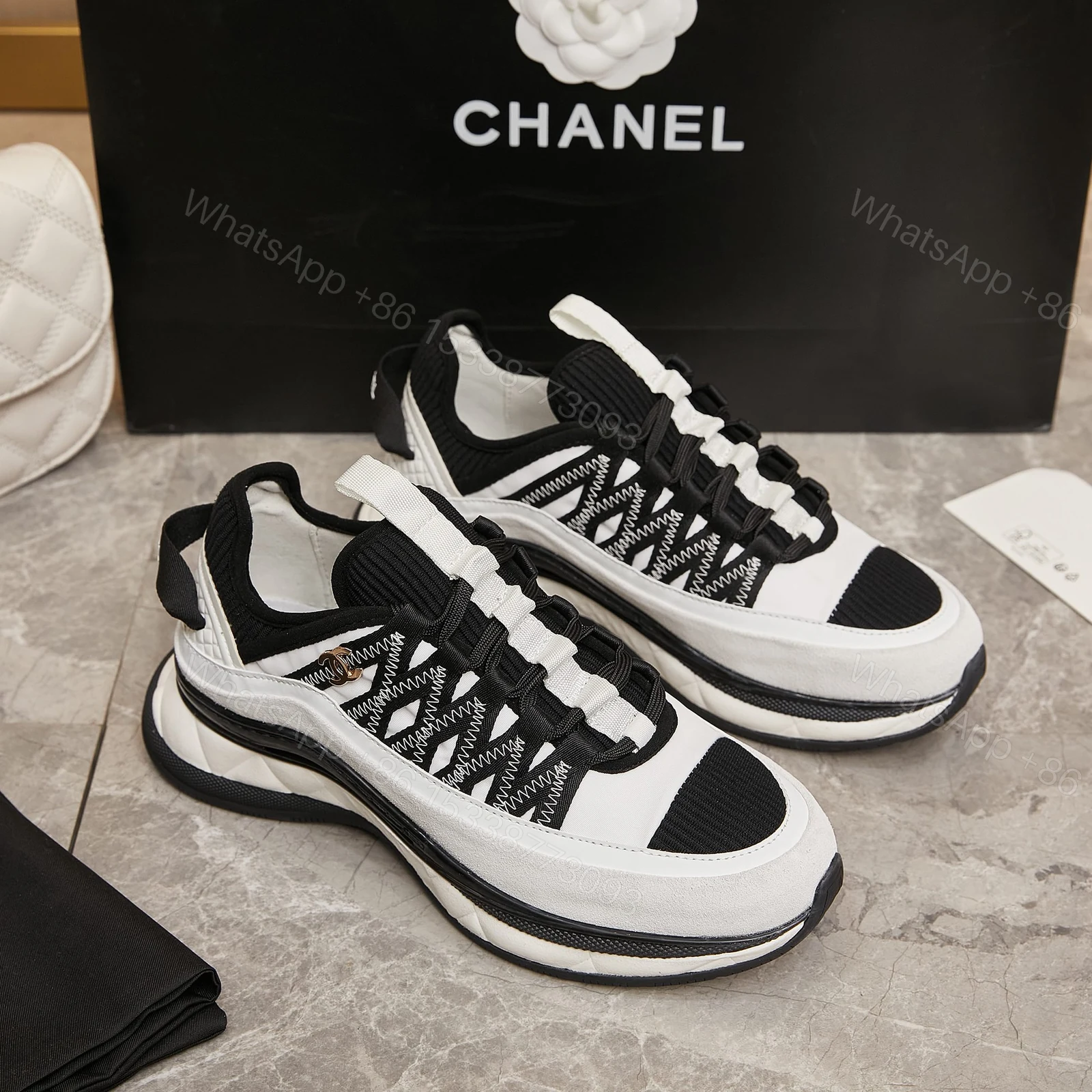 Chanel 高仿黑白厚底運動鞋 女士時尚跑鞋設計 潮流百搭舒適鞋款 — view 1