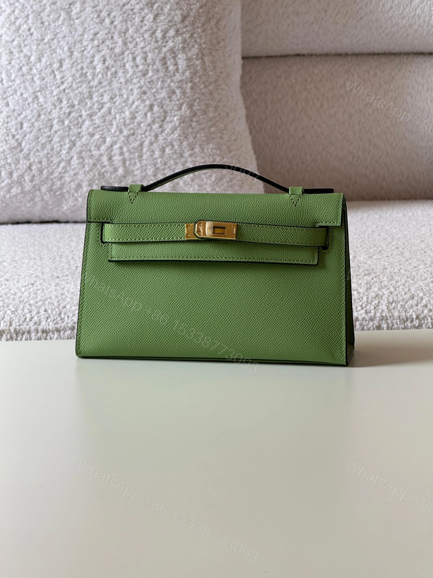 Hermes Kelly Pochette Vert Yucca Swift Gold Hardware — view 1